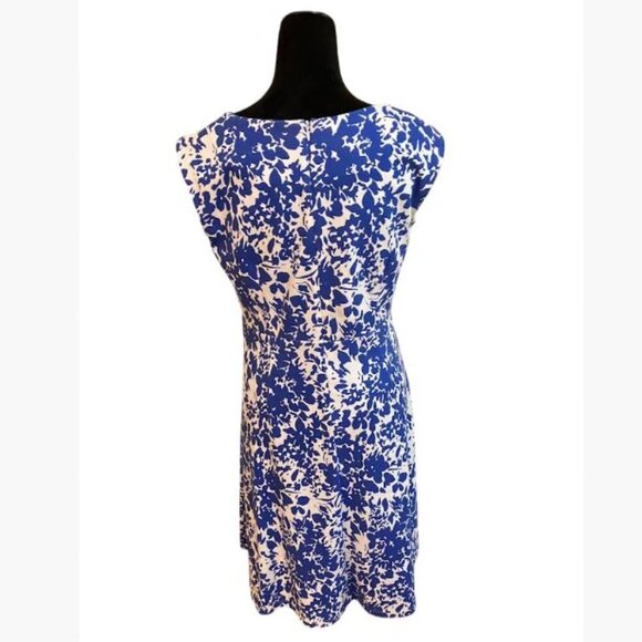 Talbot's Sleeveless FIt and Flare Blue and White Floral Print Dress Size 10 EUC - Picture 2 of 9